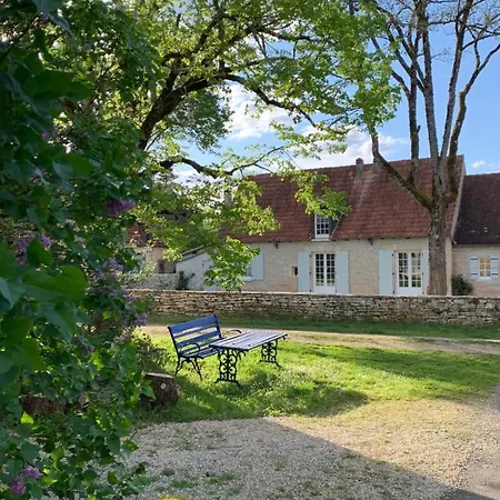 Vakantiehuis Avec Jacuzzi 6 Personnes *